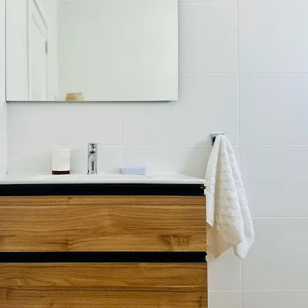 Canaryislandshost I Malva * 푸에르토 델 카르멘