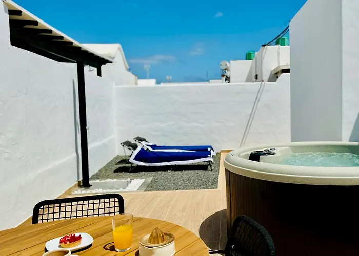 Canaryislandshost I Malva Apartament *