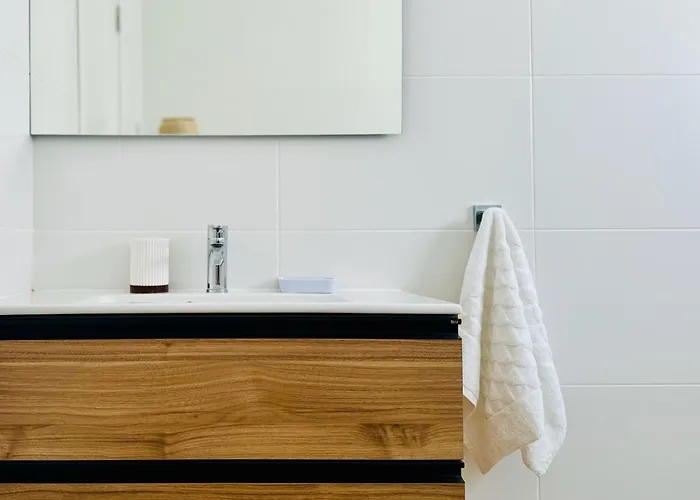 Canaryislandshost I Malva * プエルト・デル・カルメン