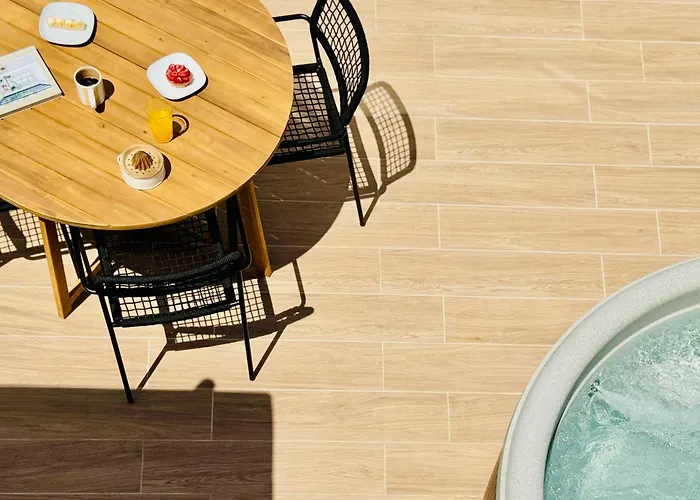 Canaryislandshost I Malva * プエルト・デル・カルメン